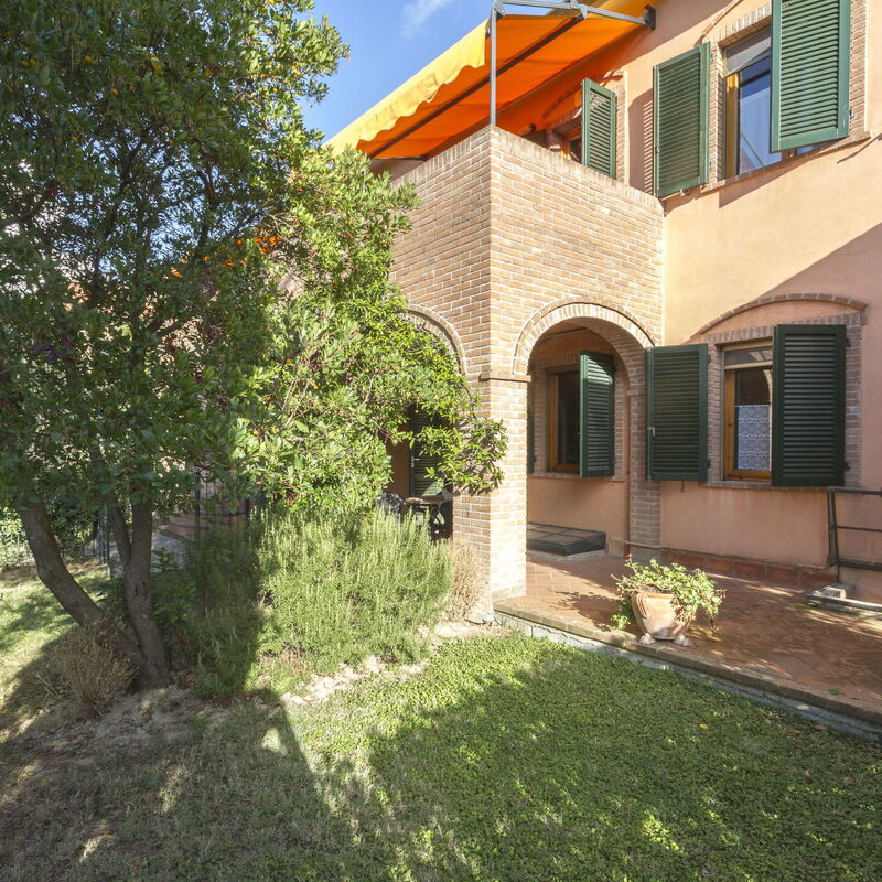 Calanchi Apartments - Garofano: Esterni, Giardino