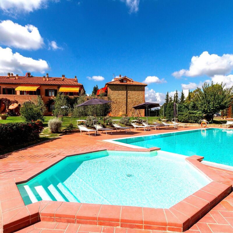 Calanchi Apartments: Esterni, Piscina